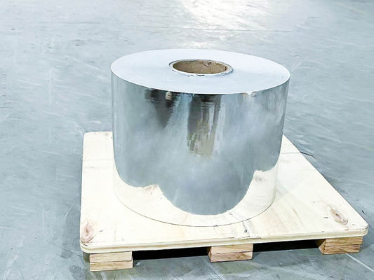 स्व चिपकने वाला रोल लेबल सामग्री फिल्म 1000 मीटर लंबाई प्रकाश चांदी BOPP