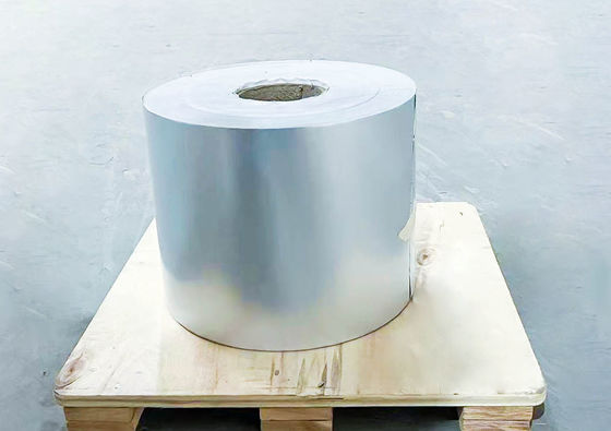 स्व चिपकने वाला चिपकने वाला लेबल कागज Kraft Label Roll मजबूत चिपकने वाला